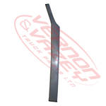 FRONT BUMPER END GARNISH - L/H - 540mm DEEP - NISSAN QUON 2006-