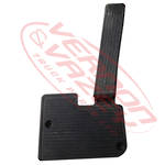 ACCELERATOR PEDAL WITH FOOT REST - ISUZU FRR/FSR/FTR/FVR 2008