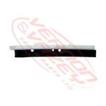 HEADLAMP - TRIM - R/H - LOWER - WHITE - ISUZU ELF NPR/NRR/NKR/NHR 1994-