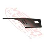 FRONT DOOR GARNISH - R/H - LOWER - 91-97 - HINO FD/FF/FG/FM 1990-