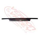 GRILLE - UPPER - NARROW - MITSUBISHI FM615/FK516 1994-