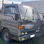 TRUCK - VS - MAZDA TITAN 1997